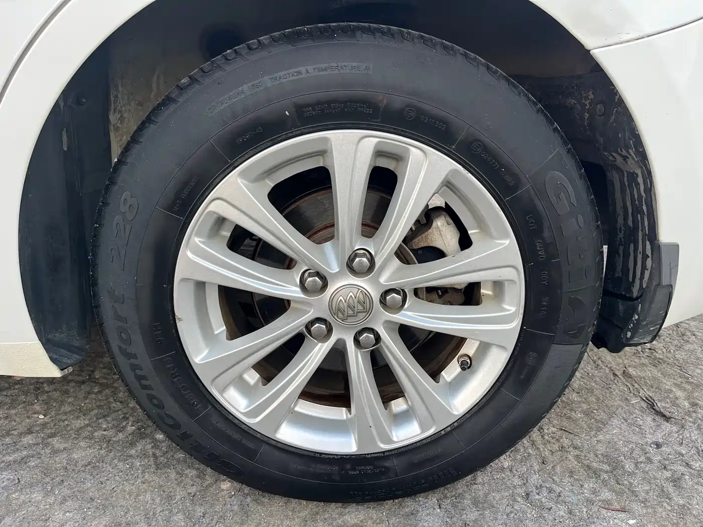 Buick Excelle 2016 15N Automatic Progressive фото 15