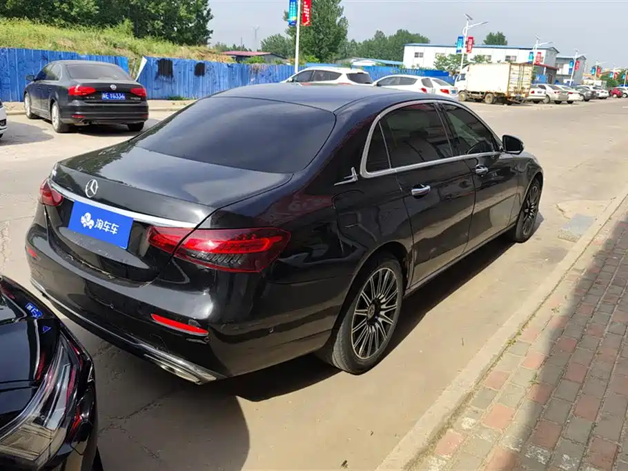 Mercedes-Benz E-Class 2019 E 260 L фото 3