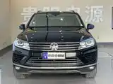 Фото 2 - Volkswagen Touareg