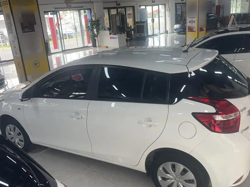 Toyota YARiS L Zhi Xuan 2022 1.5L CVT Leading PLUS Edition фото 12