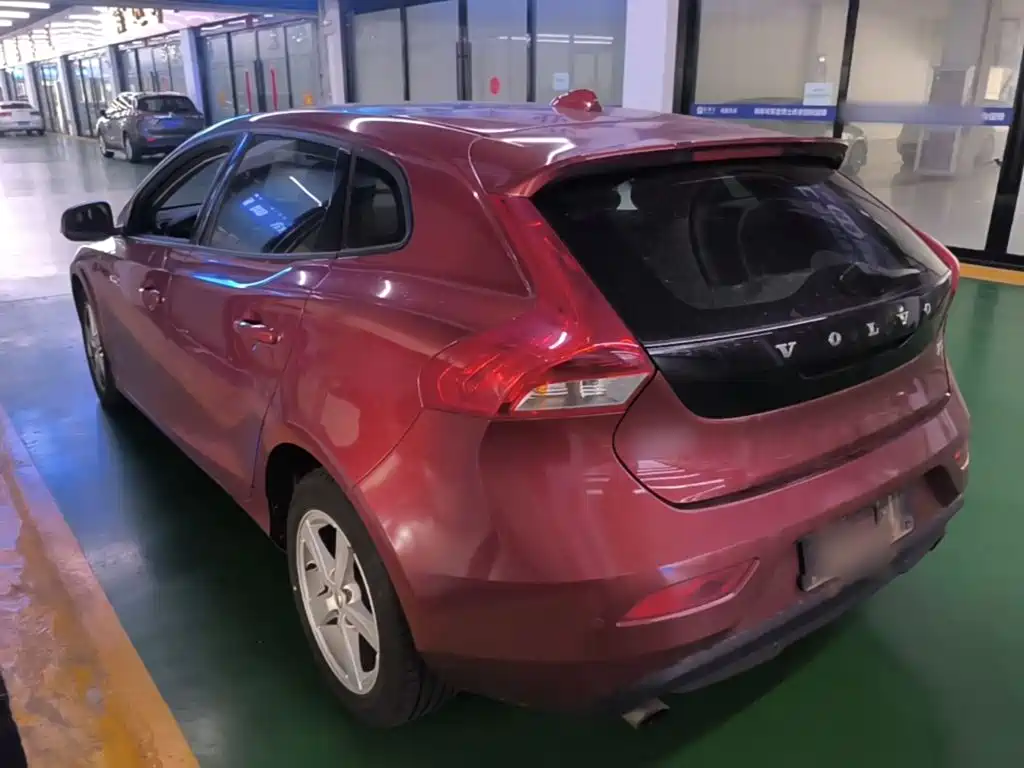 Volvo V40 2017 2017 T3 Momentum