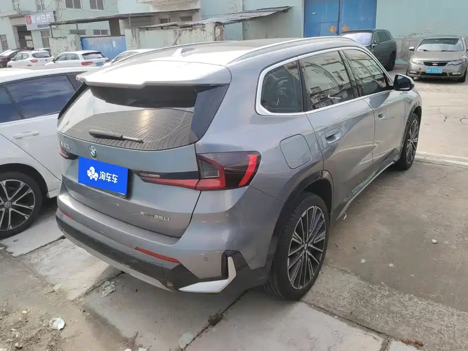 Photo 3 - BMW X1