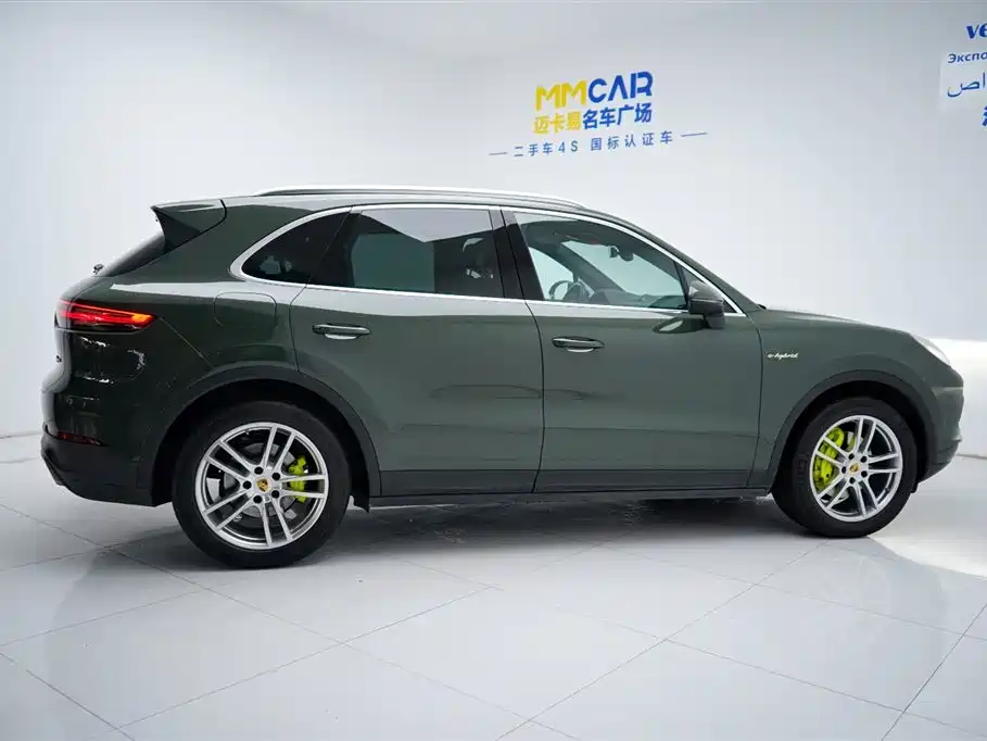 PORSCHE CAYENNE NEW ENERGY