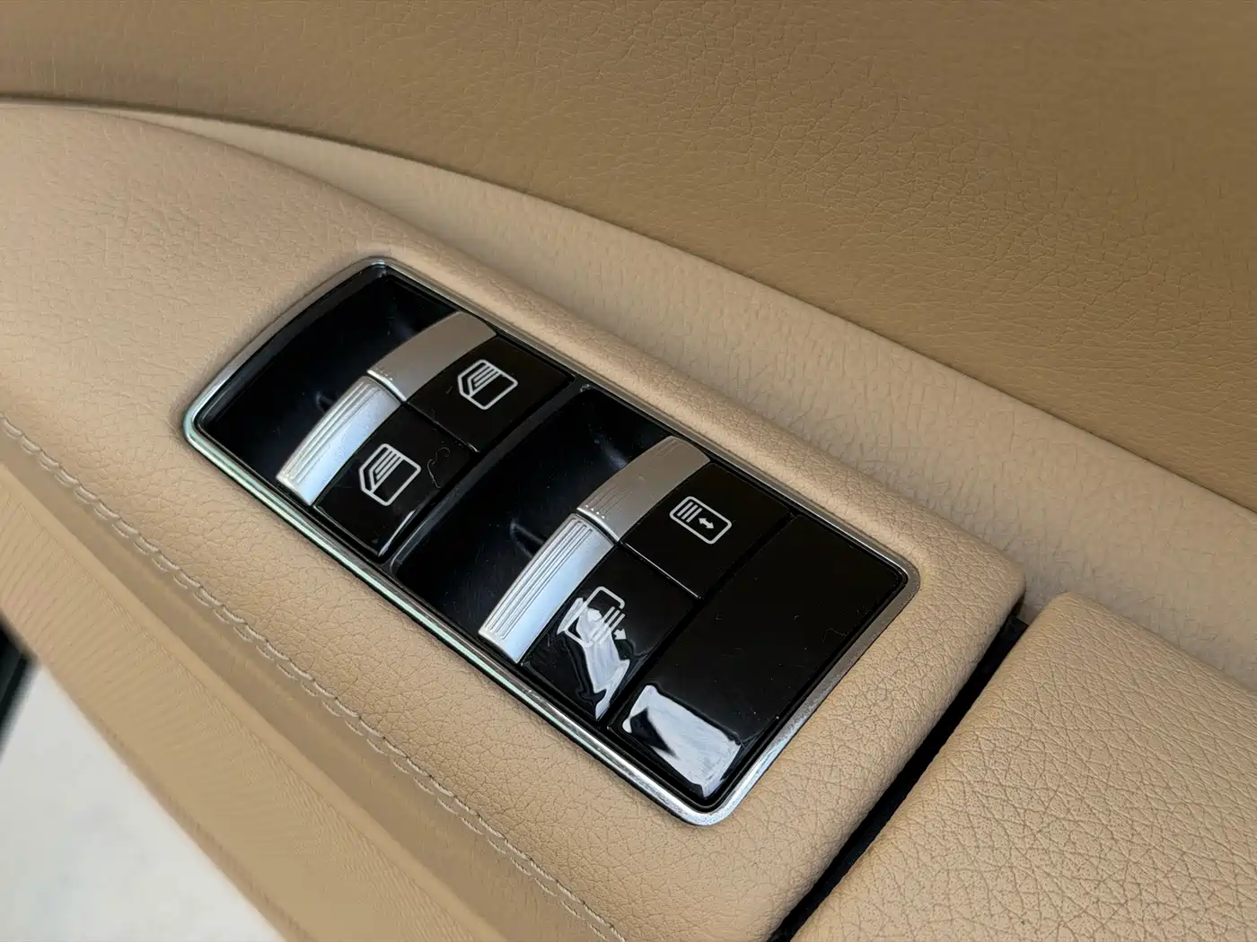 Mercedes-Benz S-Class 2012 S 300 L Business Grand Edition фото 25