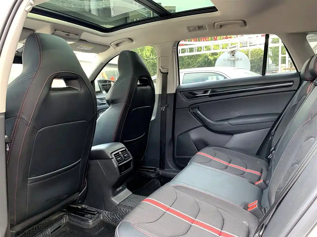 Škoda Kodiaq GT 2019 TSI330 2WD Comfort Edition China VI фото 8