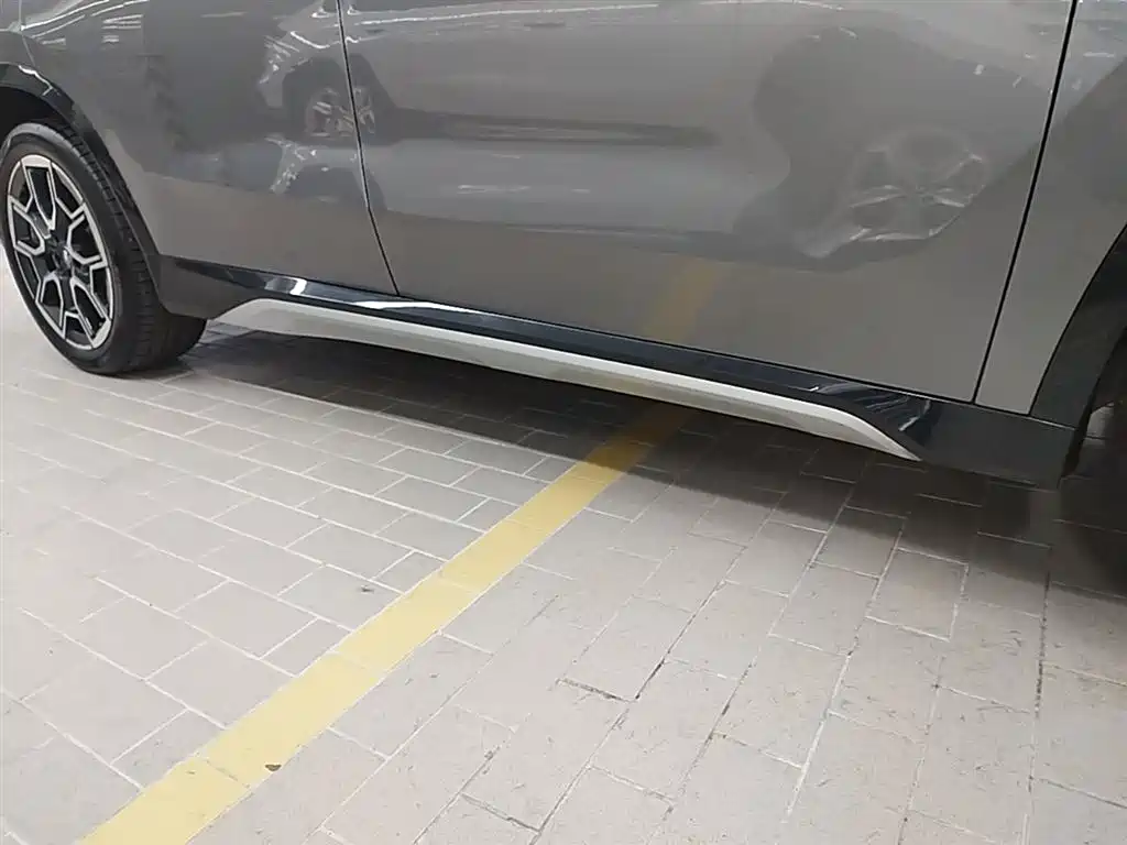 BMW iX1 2023 xDrive30L X Design Package фото 21