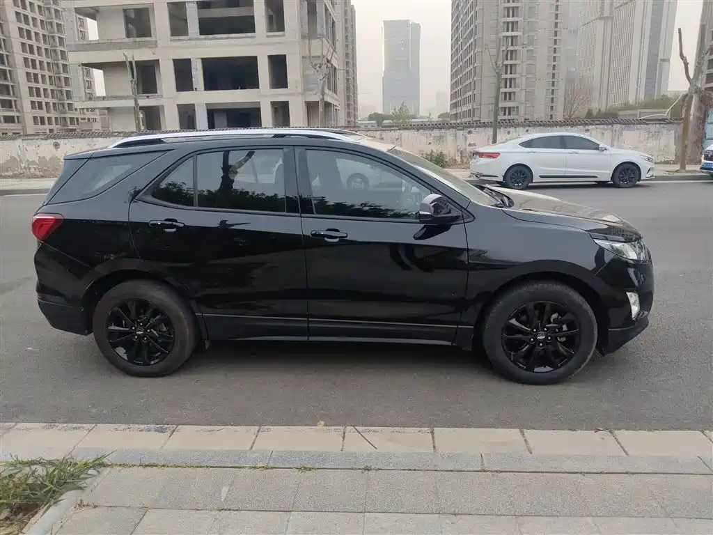 Chevrolet Equinox 2018 RS 550T Automatic 4WD Guardian Edition фото 24
