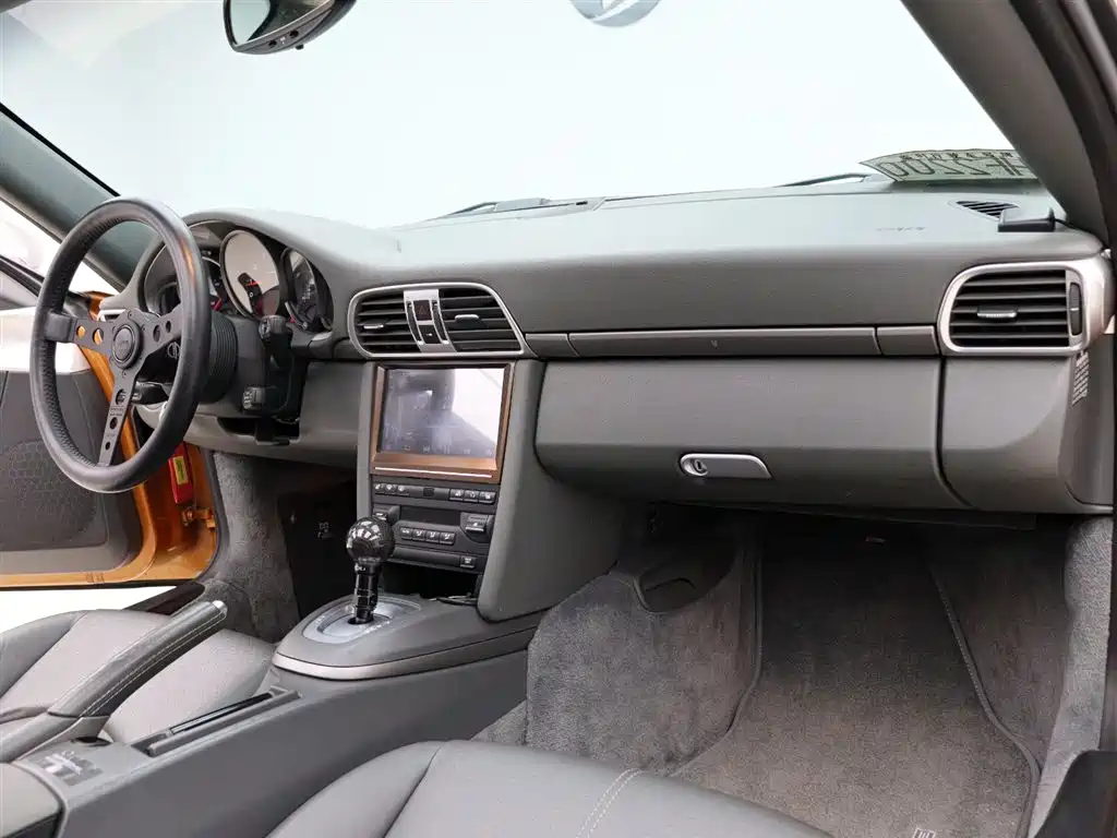 Porsche 911 2010 Targa 4 3.6L фото 12