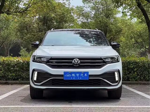 Volkswagen T-ROC 2021 280TSI DSG 2WD R-Line Pro Connected — фото 2