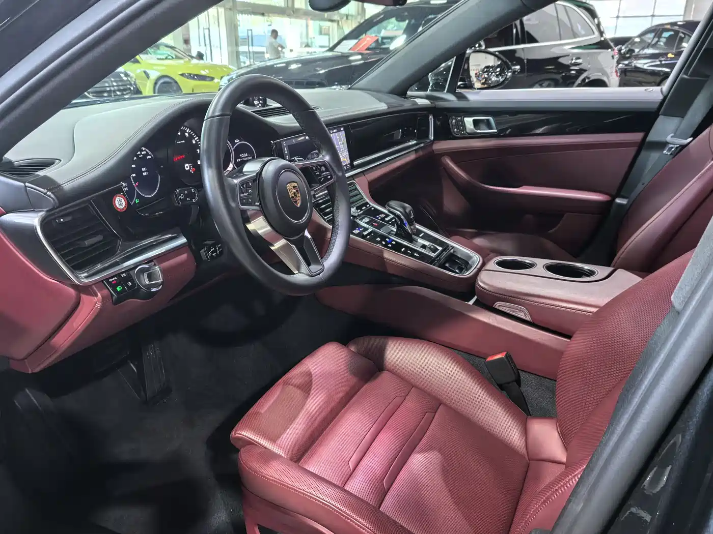 Porsche Panamera 2019 Panamera 4 Executive Long Wheelbase 2.9T фото 6