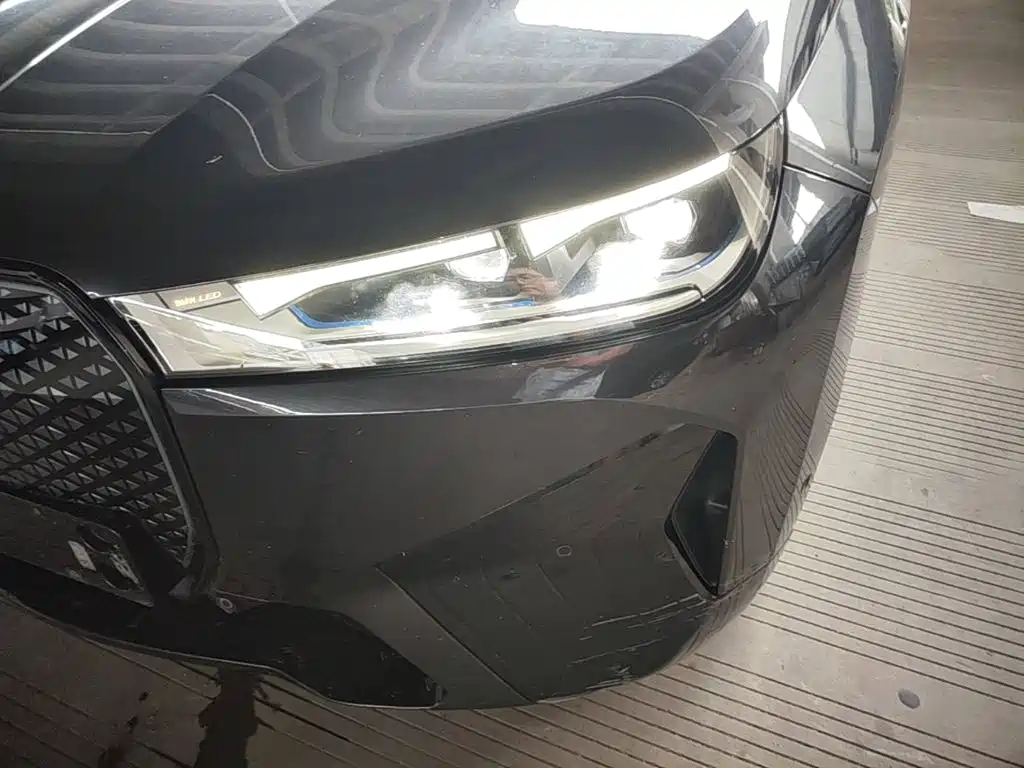 BMW iX 2023 2022 xDrive40