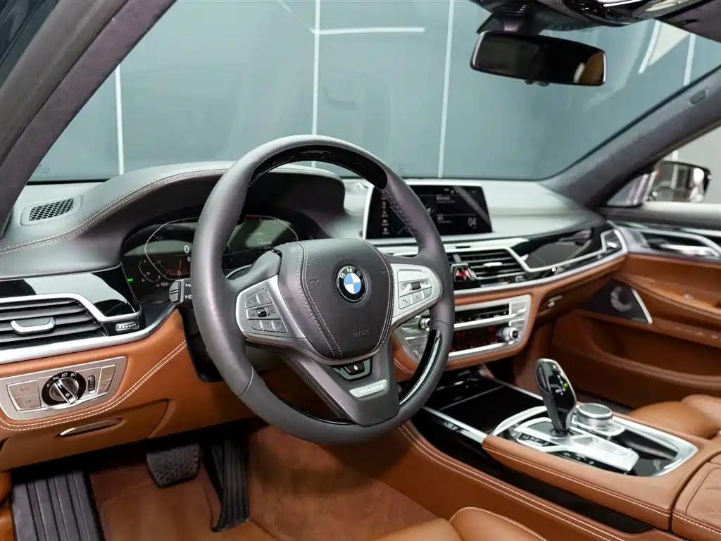 BMW 7 Series 2019 Facelift 750Li xDrive V8 Luxury Package фото 10