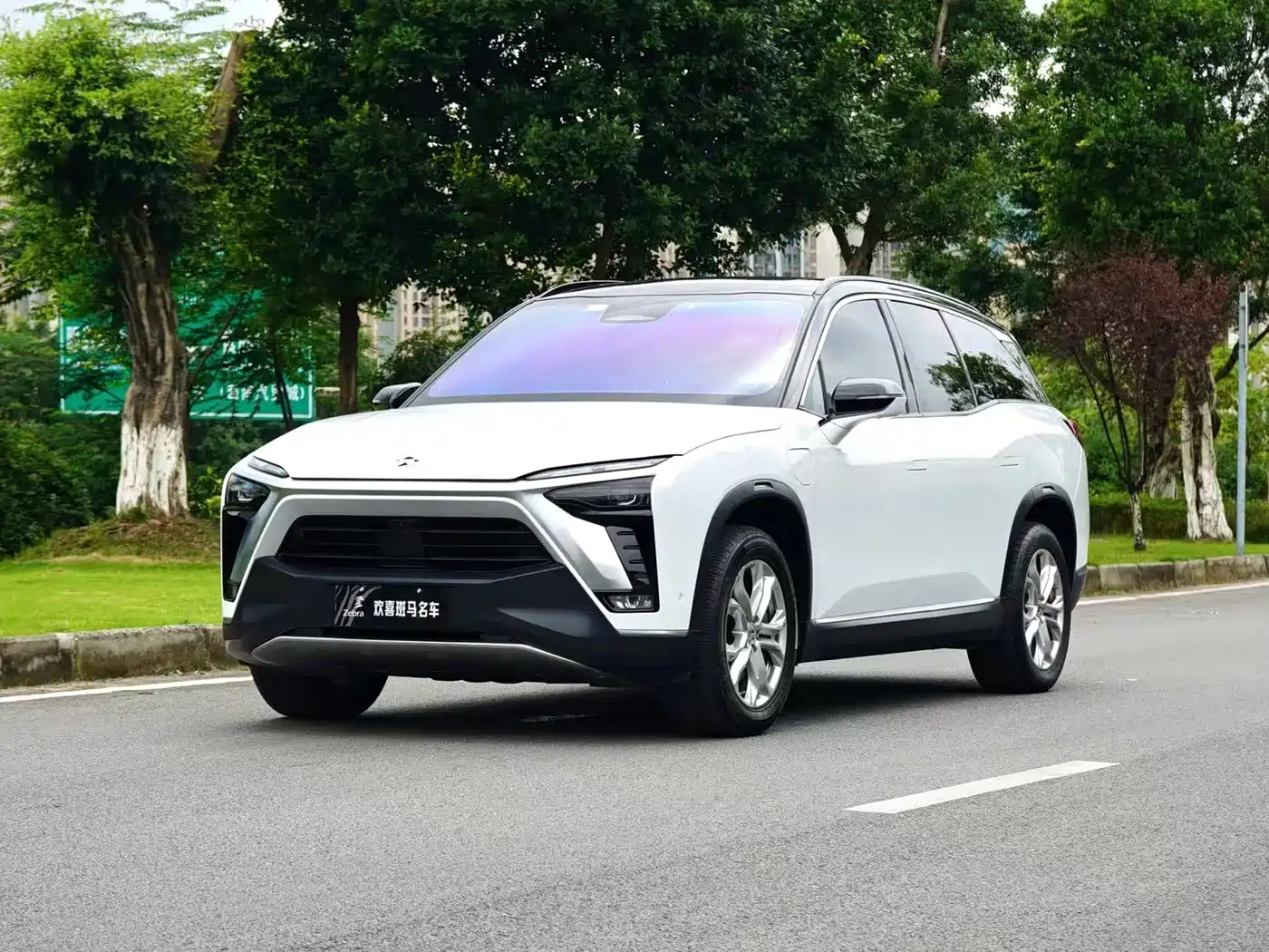 NIO ES8 2020