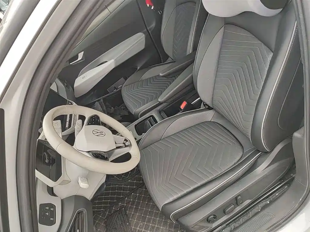 Volkswagen ID.3 2023 Upgraded Pure Intelligence Edition фото 15