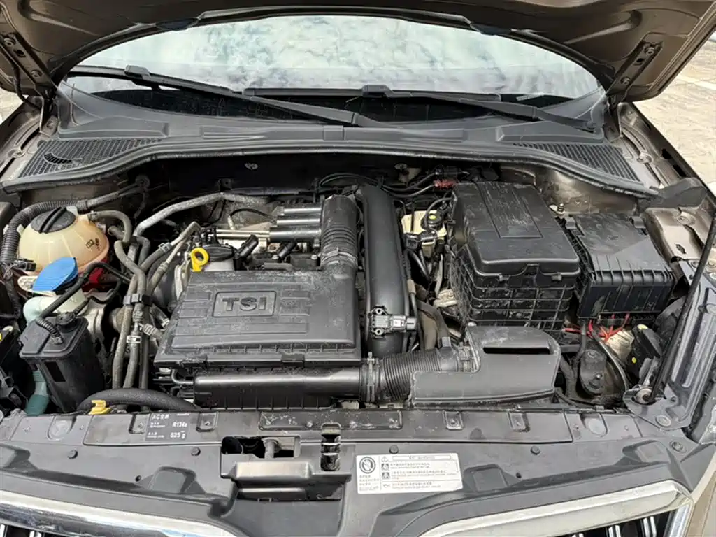 Škoda Yeti 2014 1.4TSI DSG Wild фото 23