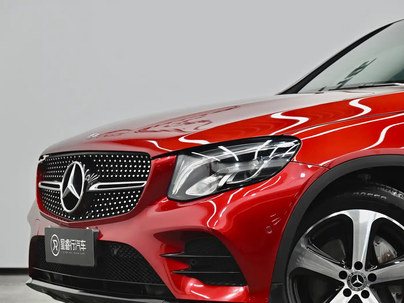 Mercedes-Benz GLC Coupe 2019 GLC 200 4MATIC Coupe SUV фото 24