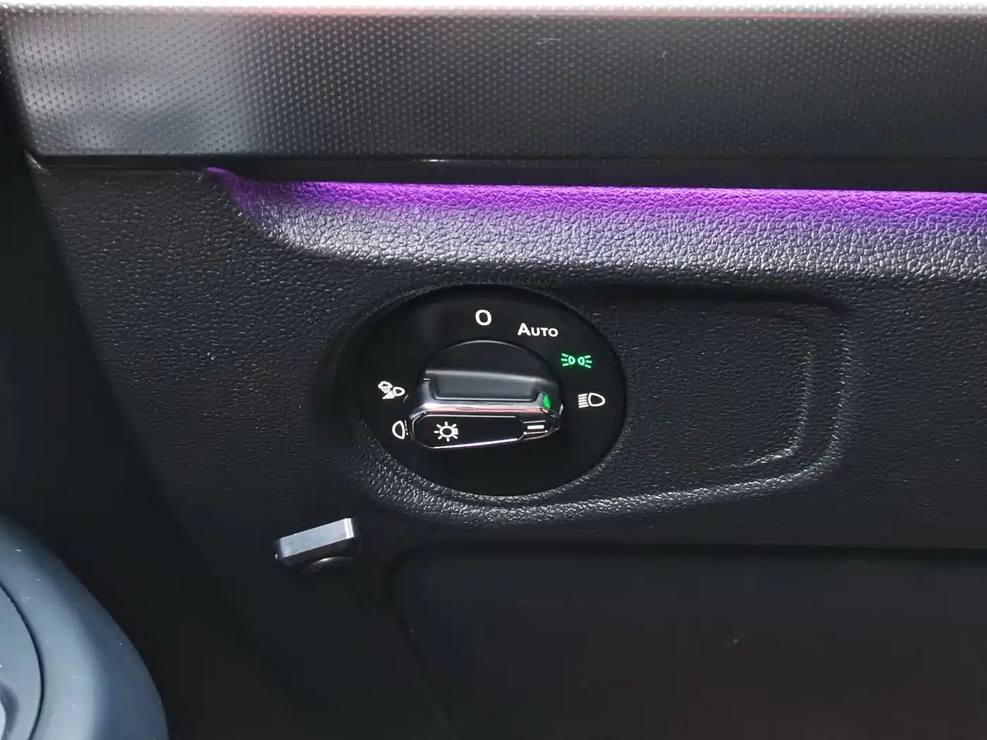 Volkswagen Passat 2024 Model 380TSI Starlight Elite фото 15