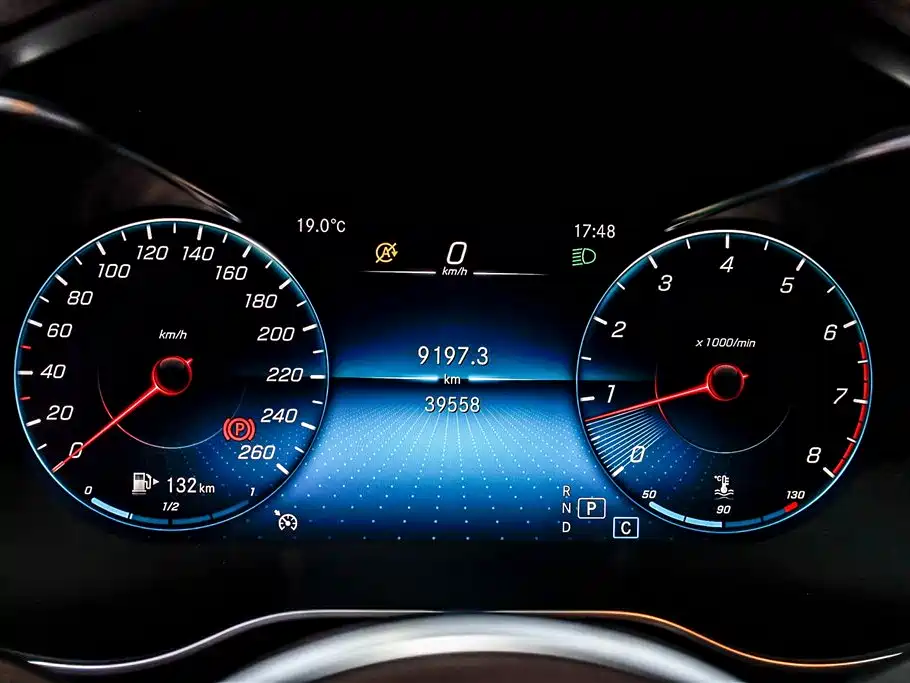 Mercedes-Benz GLC 2022 Facelift GLC 300 L 4MATIC Dynamic Collector's Edition фото 13