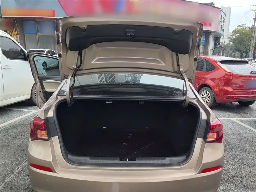 Buick Excelle 2018 15N CVT Elite фото 12