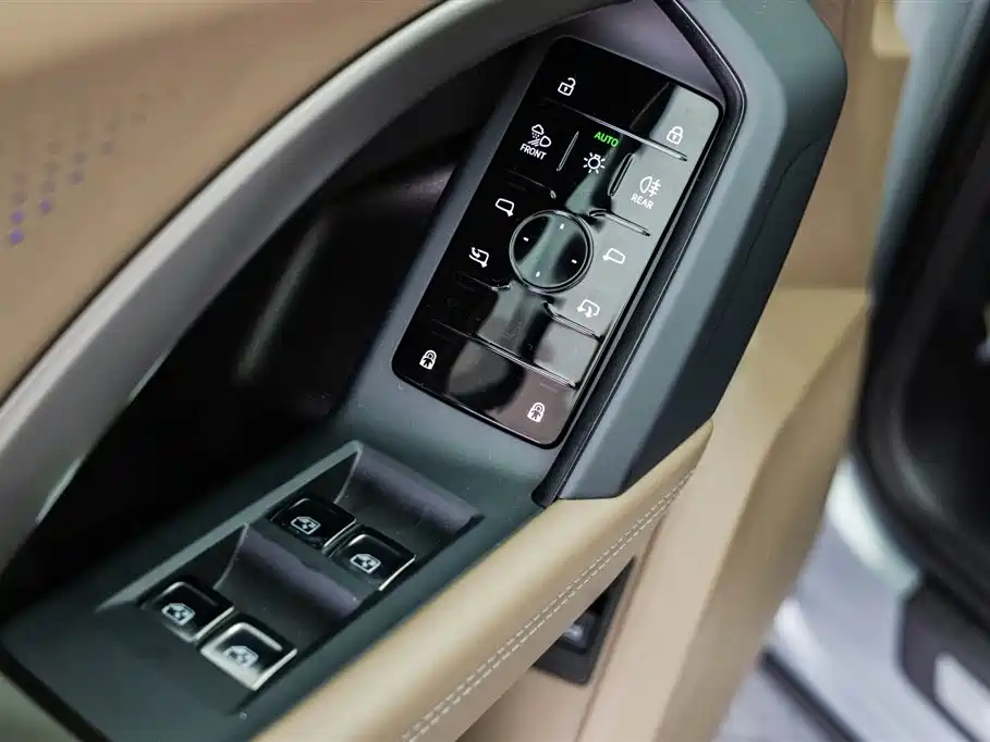 Audi Q5L, миниатюра 16