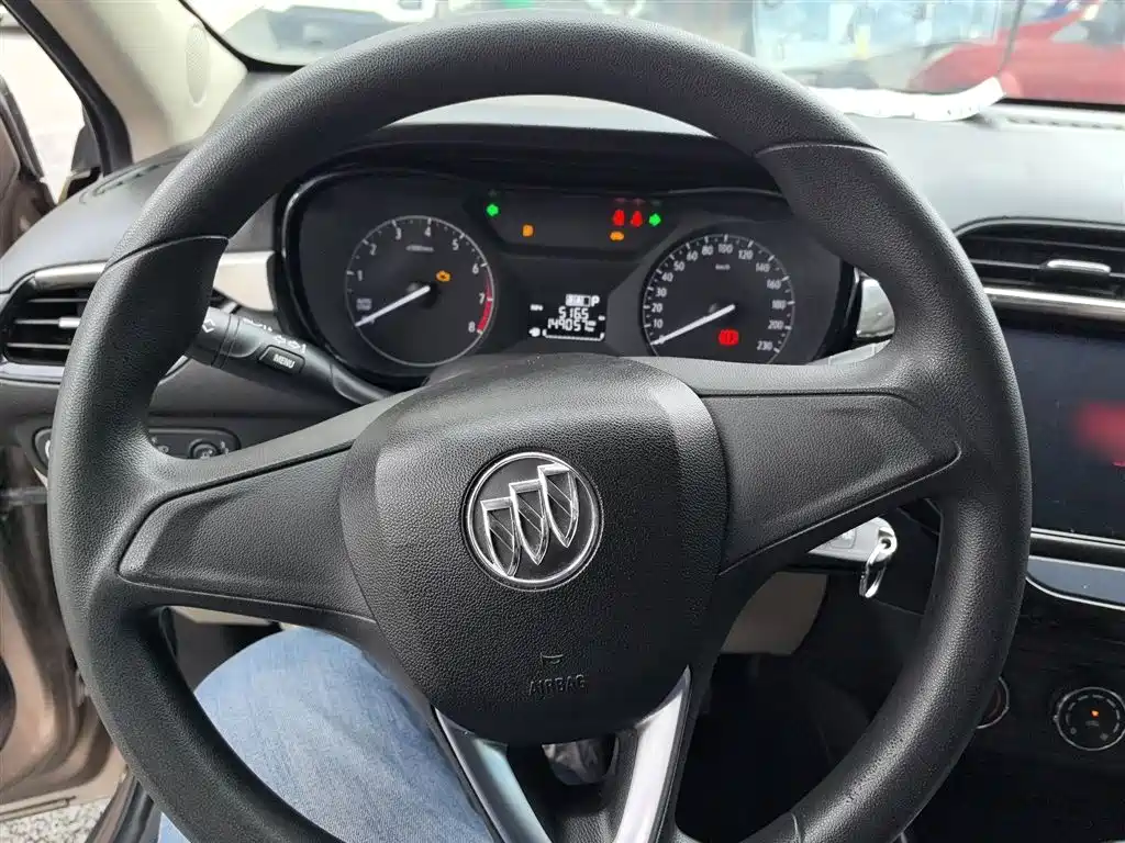 Buick Excelle 2018 15N CVT Elite фото 4