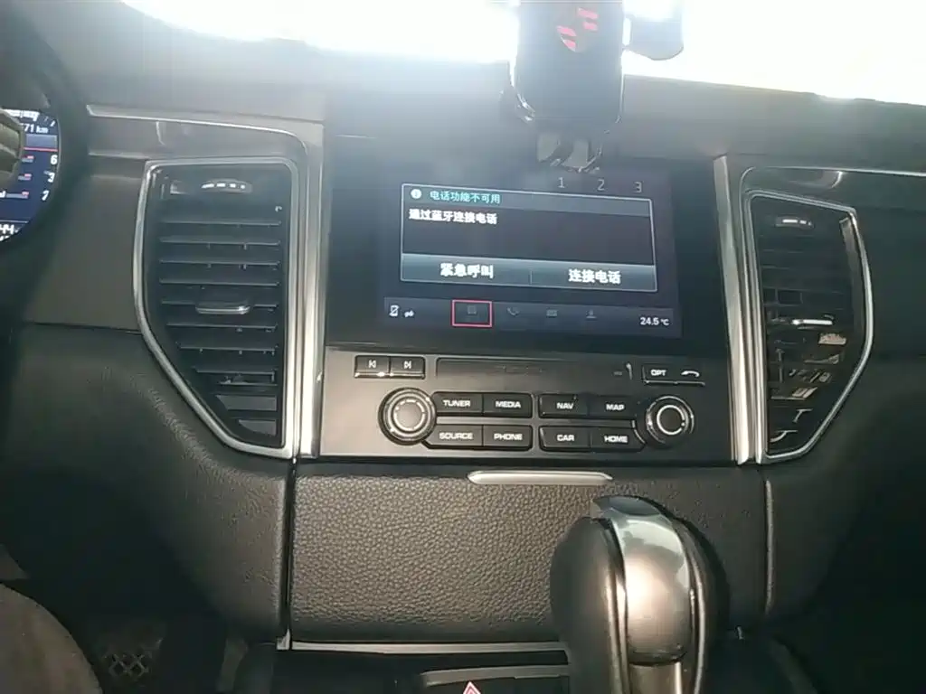 Porsche Macan 2017 Macan 2.0T фото 13