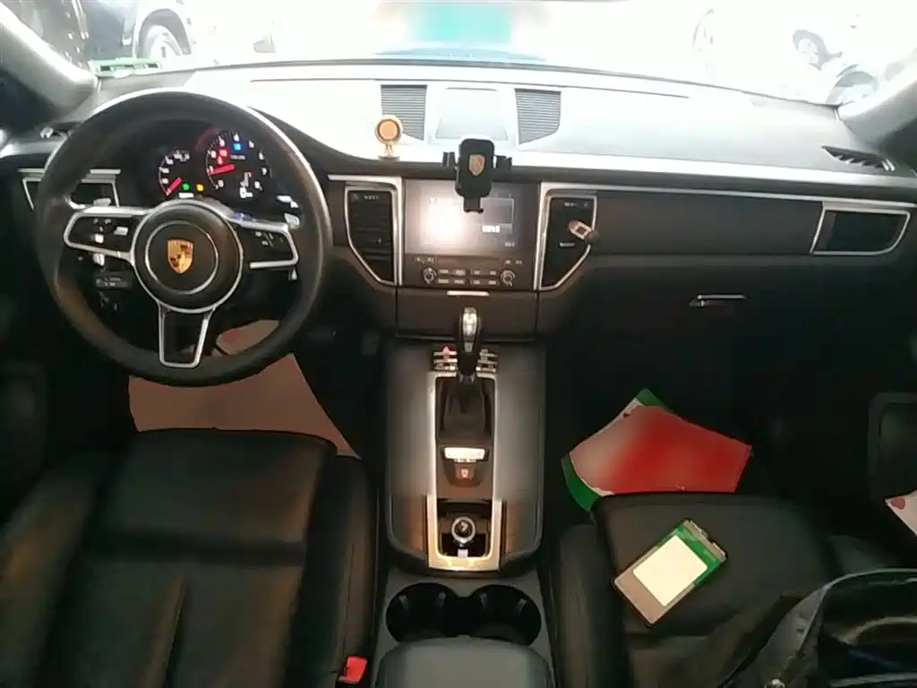 Porsche Macan 2017 Macan 2.0T фото 10