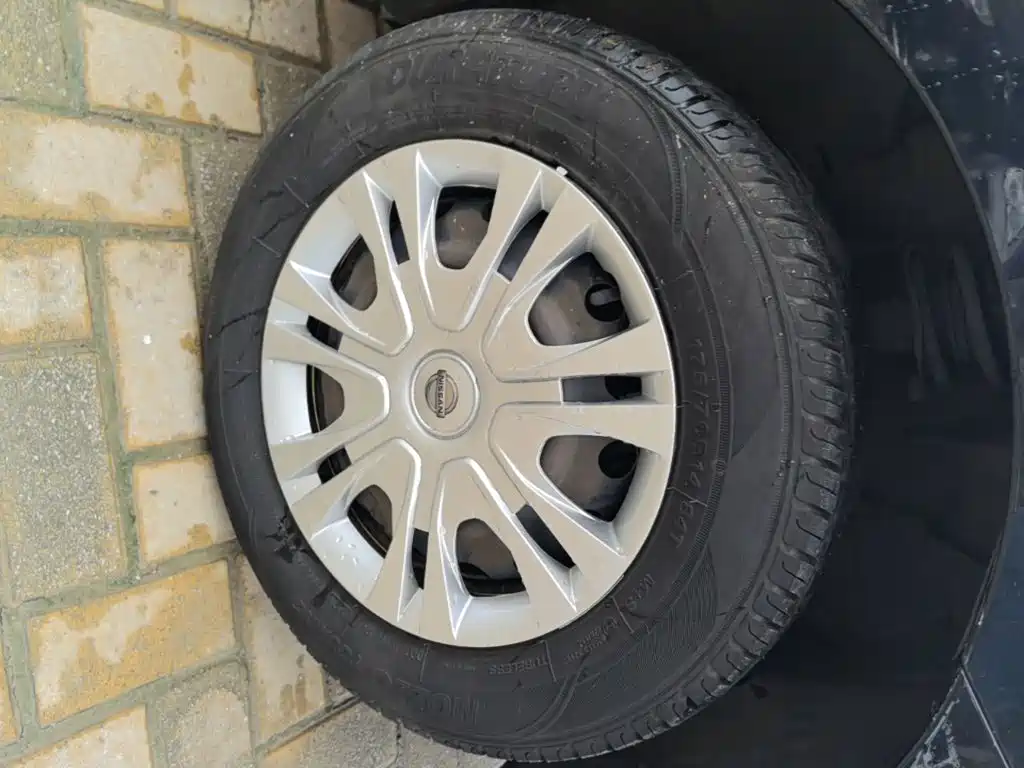 Nissan March 2016 2010 1.5L Automatic Easy Shine Edition