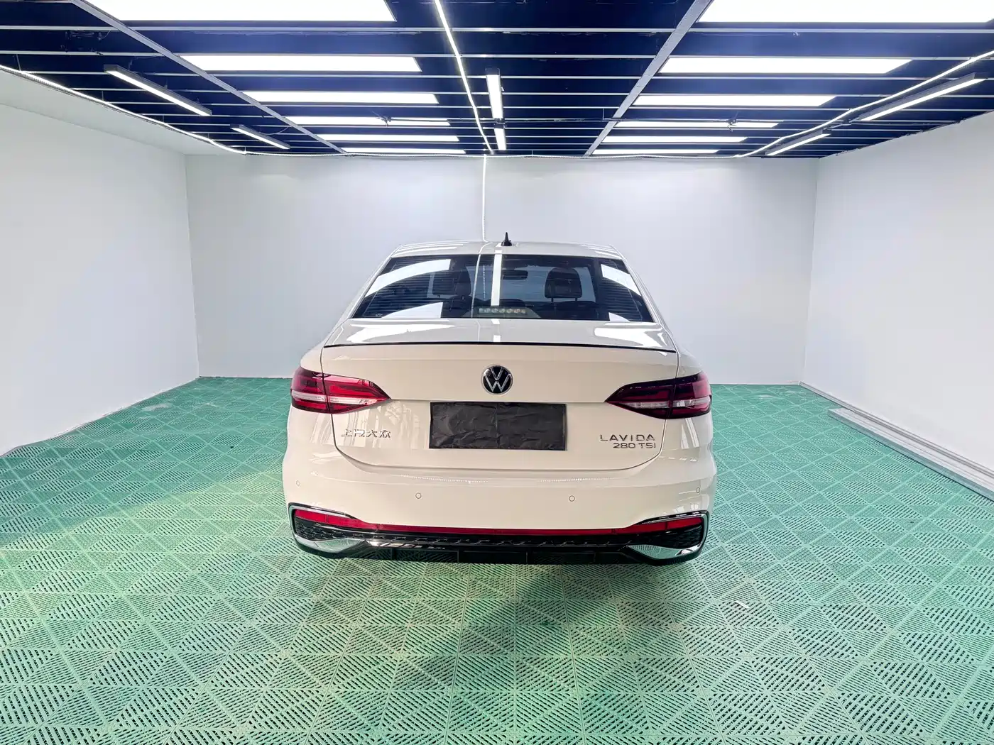 Volkswagen Lavida 2023 280TSI DSG Starlight Comfort Edition фото 5