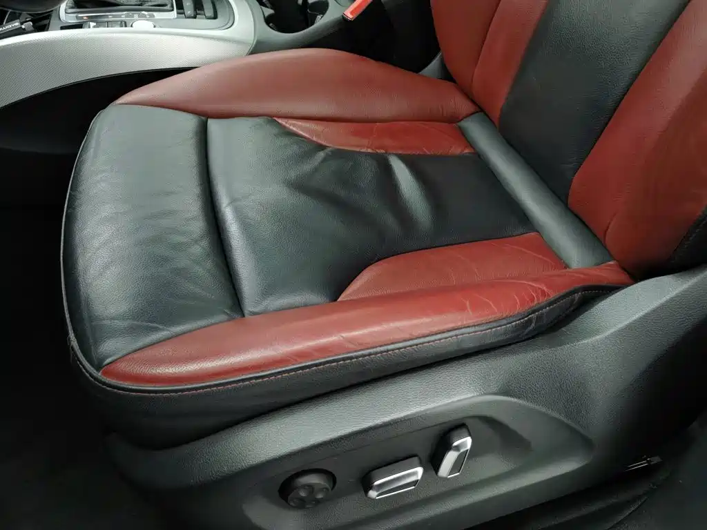 Audi Q5 2018 2017 Plus 40 TFSI Technology