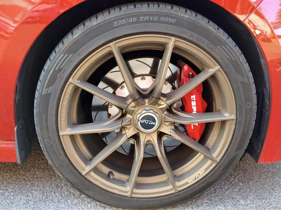 Lynk & Co 03 2020 1.5TD DCT Power Pro Edition фото 6