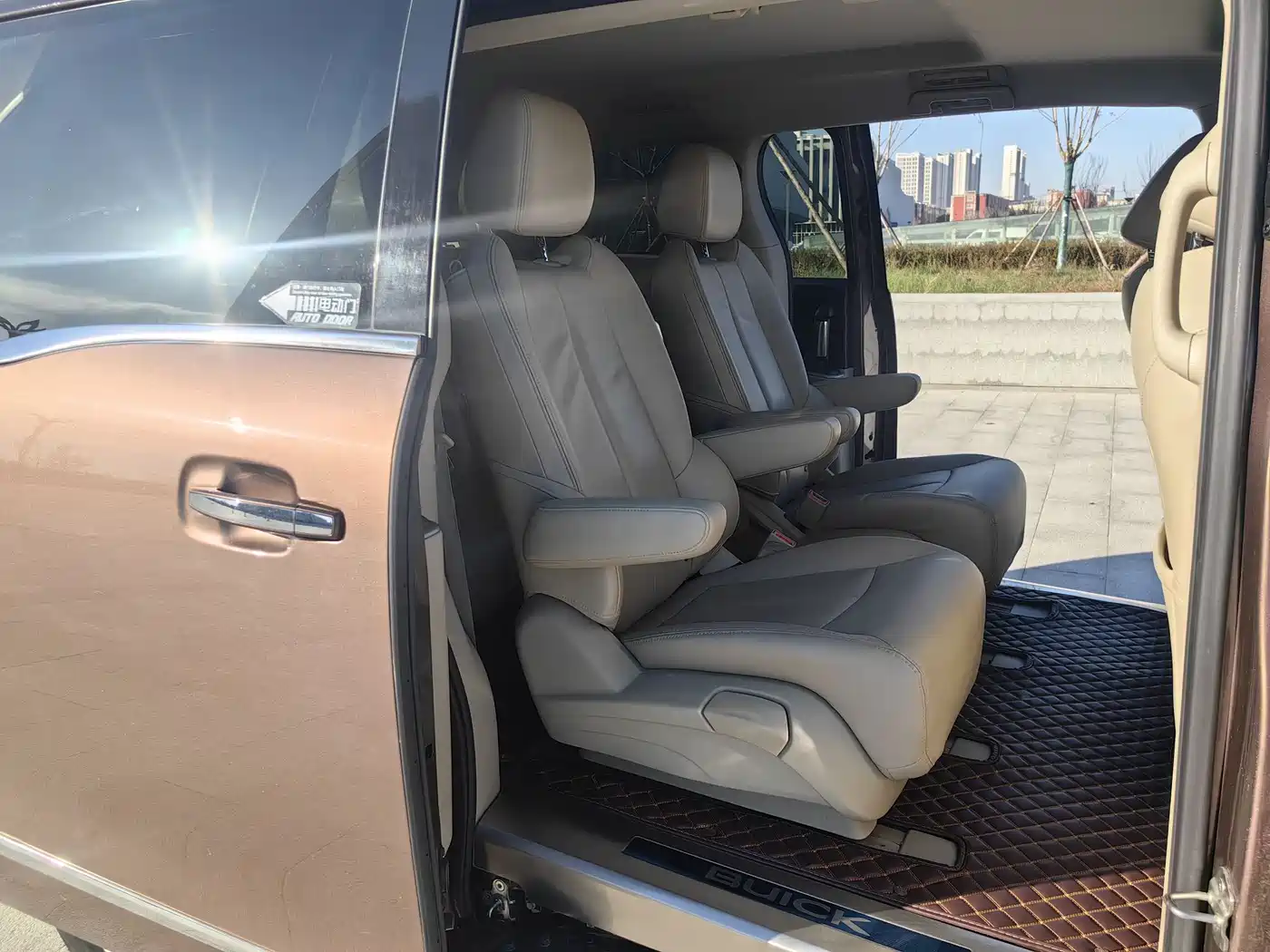 Buick GL8 2018 28T Luxury Model China VI фото 8