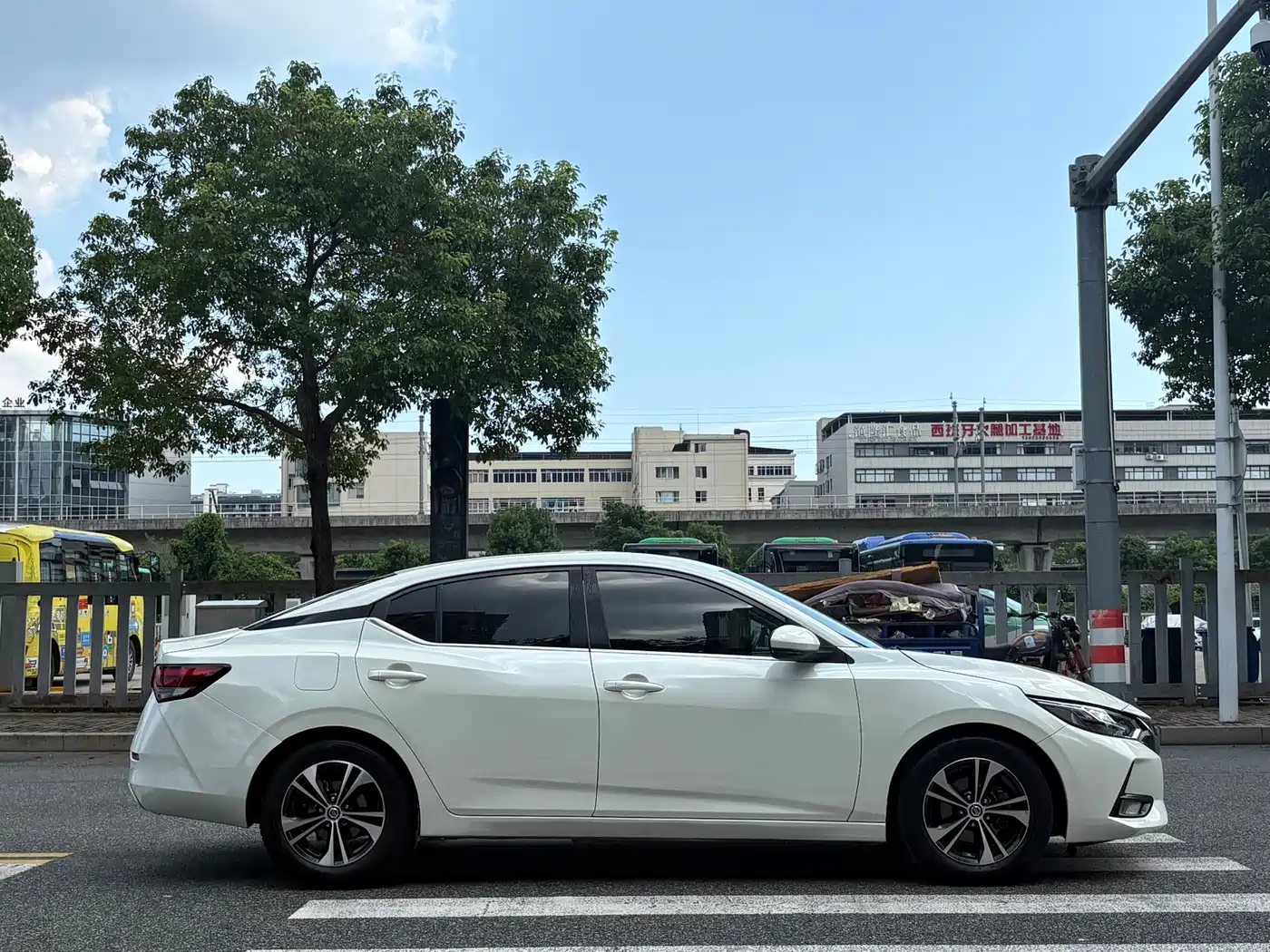 Photo 4 - Nissan Sylphy
