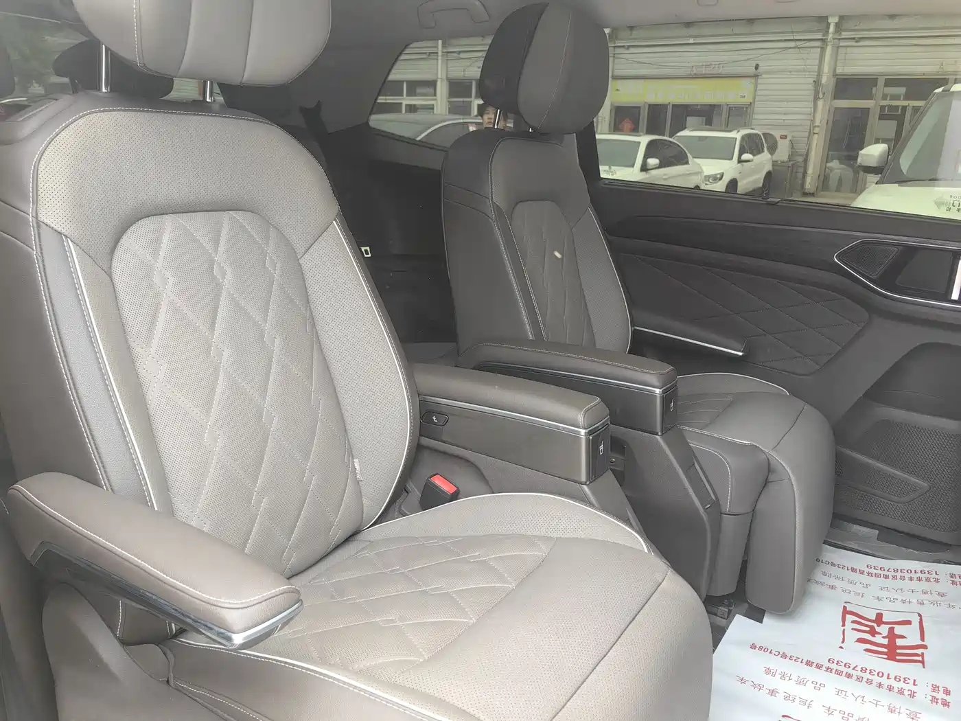 Volkswagen Viloran 2022 380TSI Premium Edition фото 11