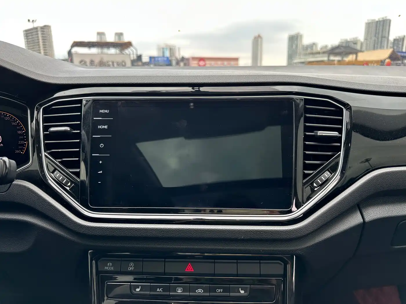 Volkswagen T-ROC 2022 280TSI DSG 2WD Comfort PLUS фото 17