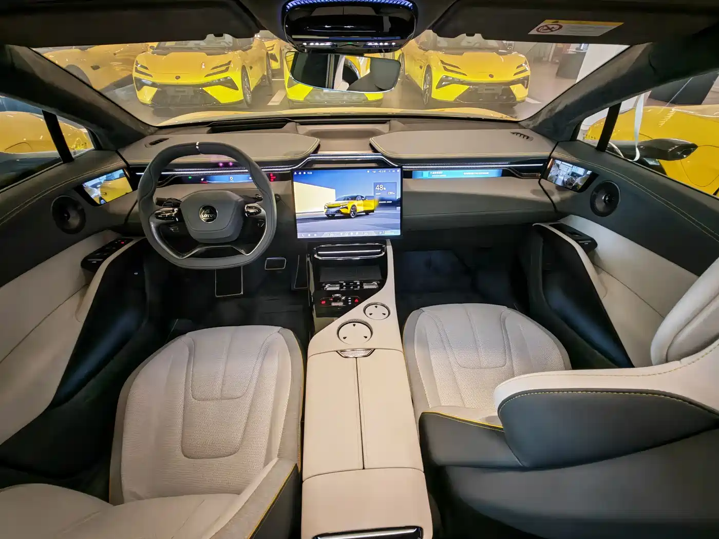 Lotus Cars ELETRE 2026 2025 600 Luxury