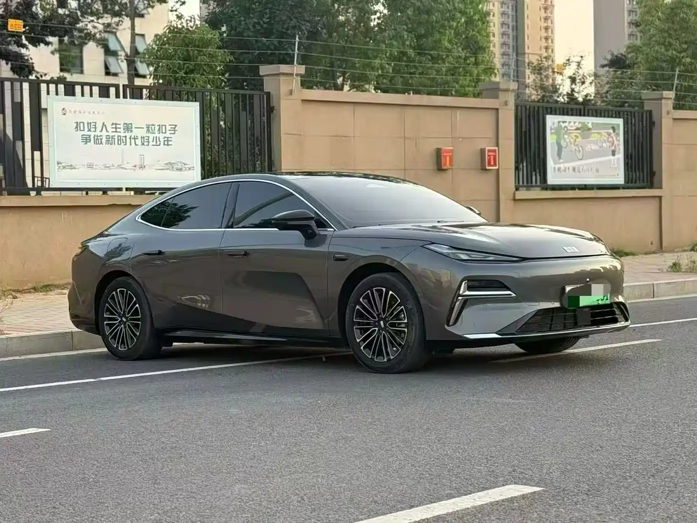 Geely Galaxy Galaxy Xingyao 8 2026 2025 130km EM-P Starship Edition