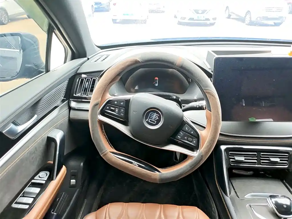 BYD Tang New Energy 2023 Model DM-i Champion Edition 112KM Deluxe фото 11
