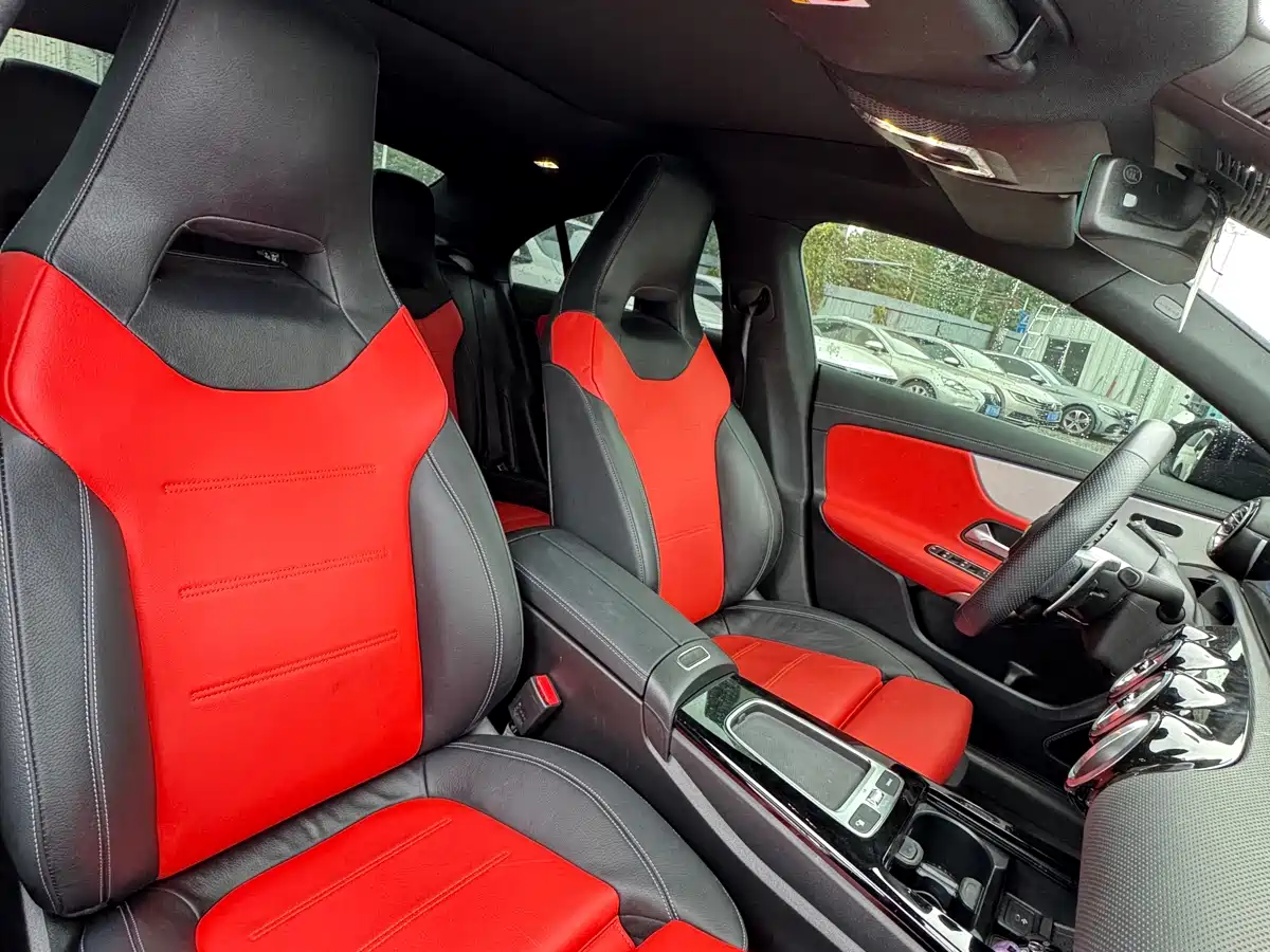 Mercedes-Benz CLA AMG 2024 AMG CLA 35 4MATIC фото 10