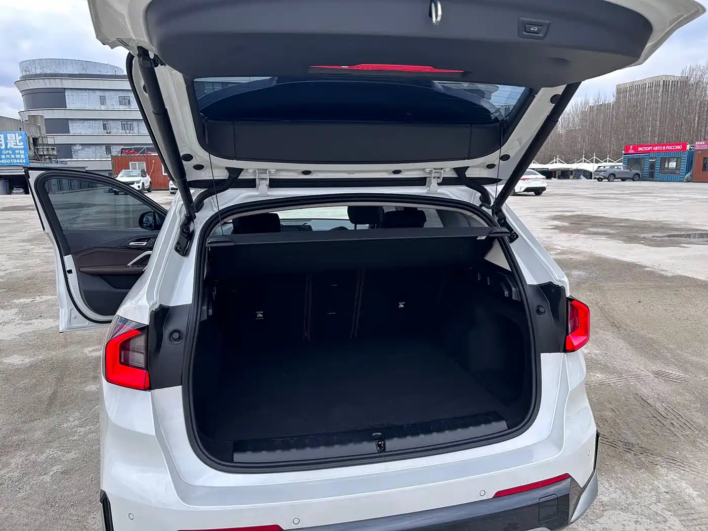 BMW X1 2024 sDrive20Li X Design Package фото 13