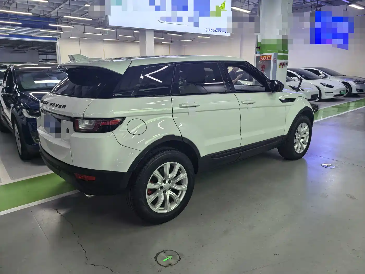 Фото 10 - Land Rover Range Rover Evoque