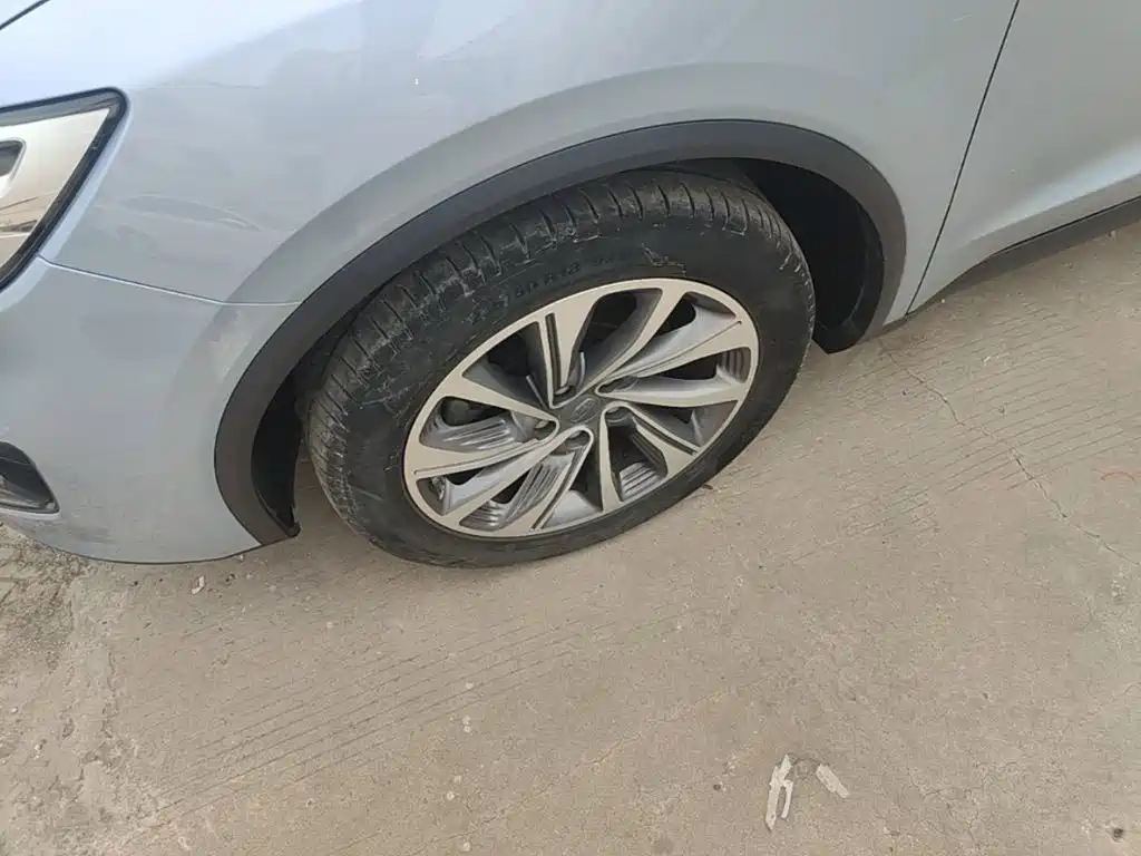 Geely Jiaji 2019 2019 1.5TD MHEV DCT Premium Edition