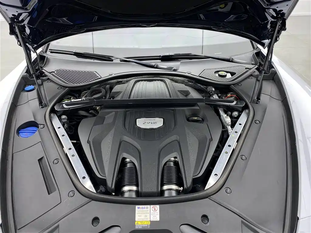Porsche Panamera 2019 Panamera 4 Executive Long Wheelbase 2.9T фото 26
