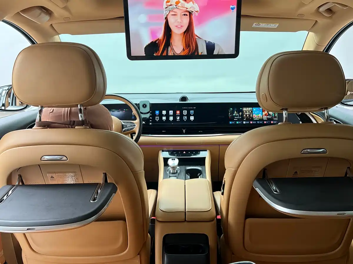 Voyah Auto Voyah Dreamer 2022 Low-carbon Dream+Smart Package фото 12