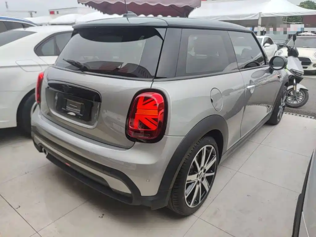 MINI MINI 2024 2023 Facelift 1.5T COOPER Artist