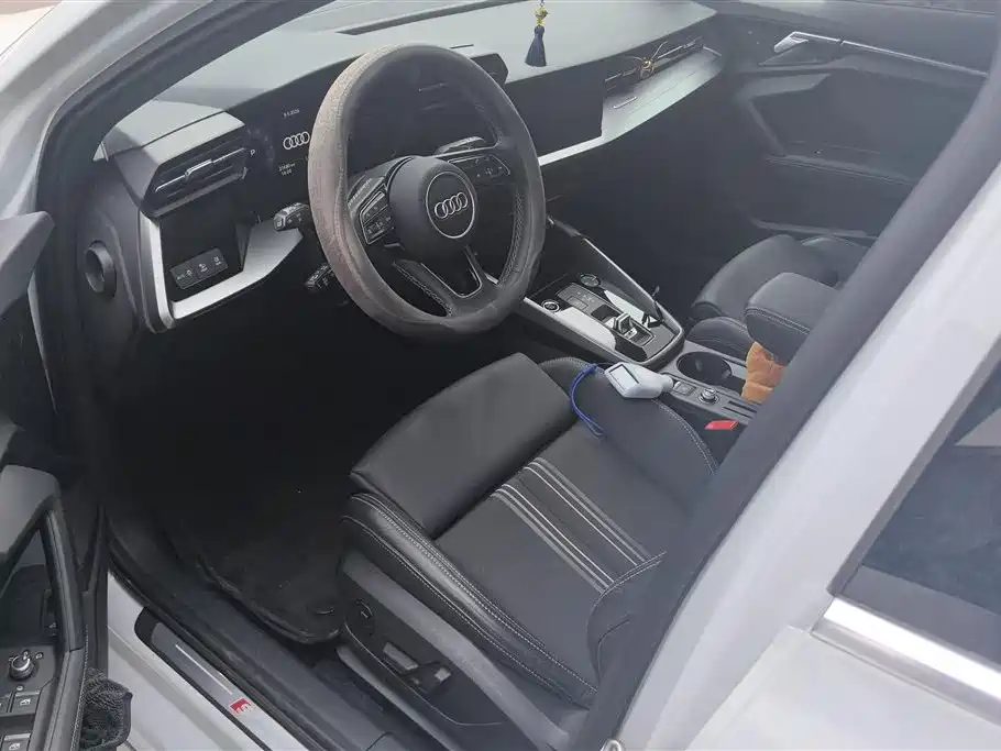Audi A3 2024 Model Sportback 35 TFSI Fashion Sport фото 9