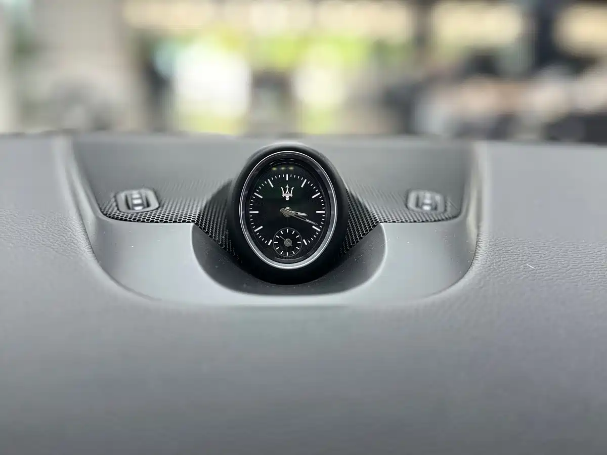Maserati Levante 2021 3.0T Standard Edition фото 7