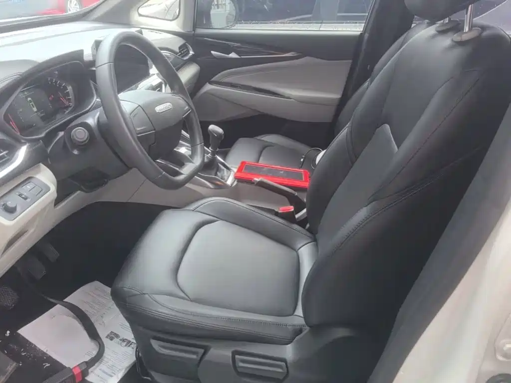 SAIC Maxus Maxus G50 2024 2023 Model 1.5T Manual Joyride A