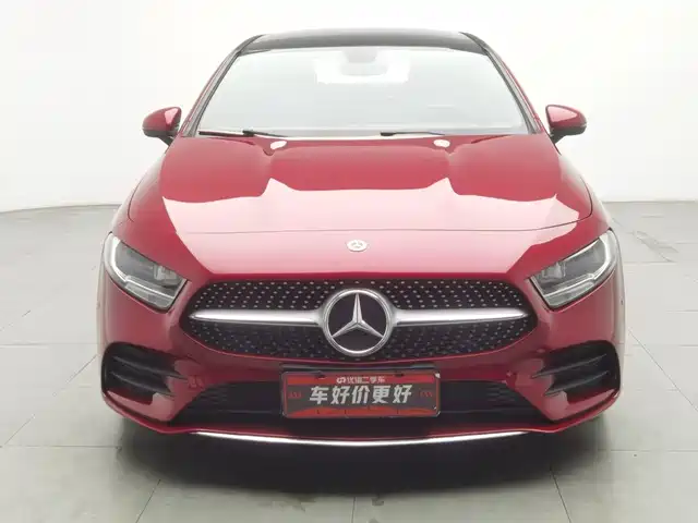 Mercedes-Benz A-Class 2019 A 180 L Sport Sedan — фото 3