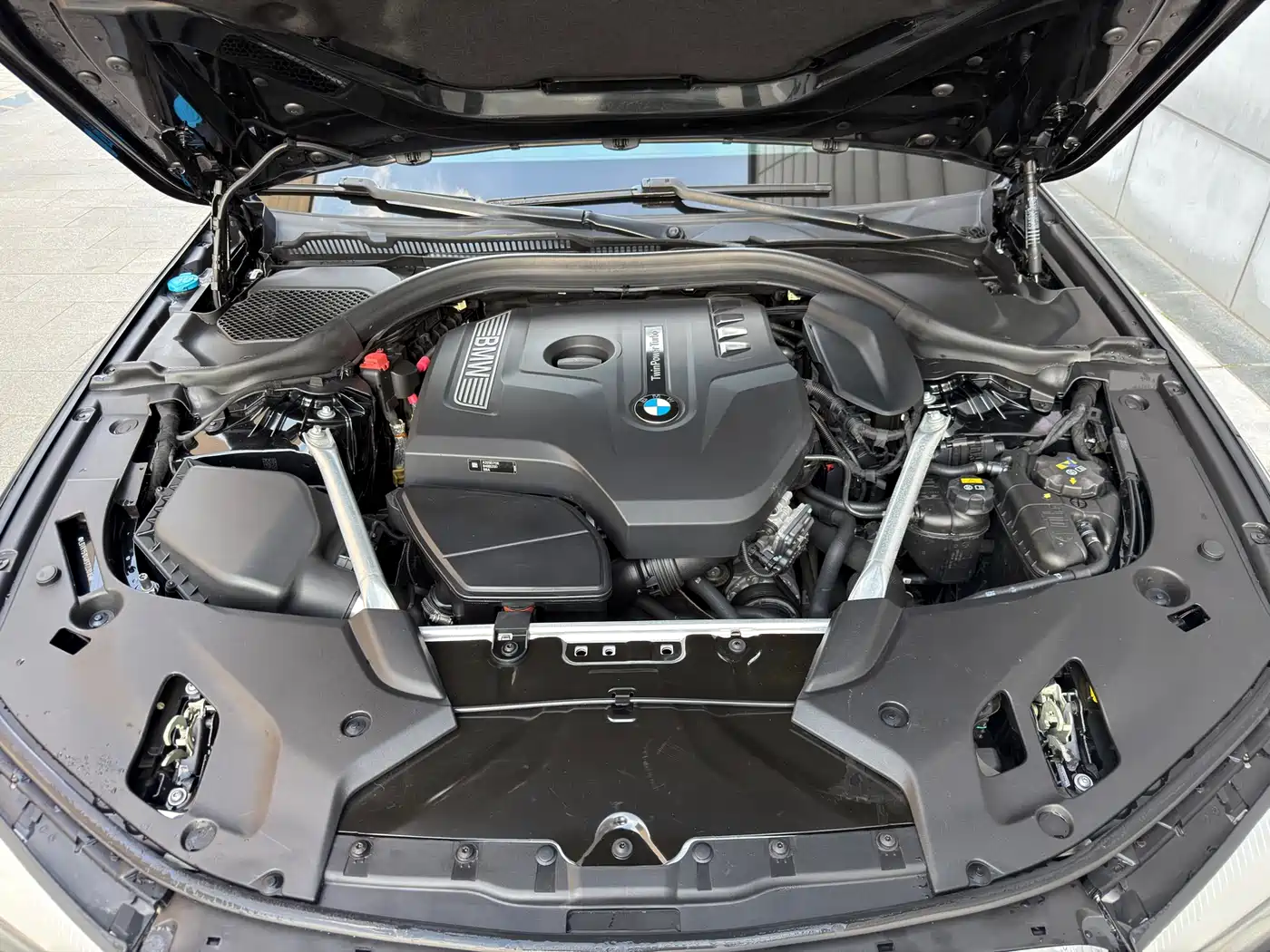 BMW 5 Series 2019 Facelift 530Li Leading M Sport Package фото 36